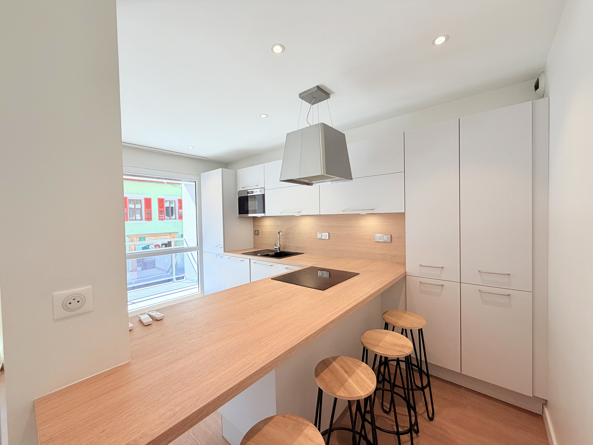 (73) SAINT-JEAN-DE-MAURIENNE - T4 rénové en 2020 - Grande terrasse - Garage - Place privée #10