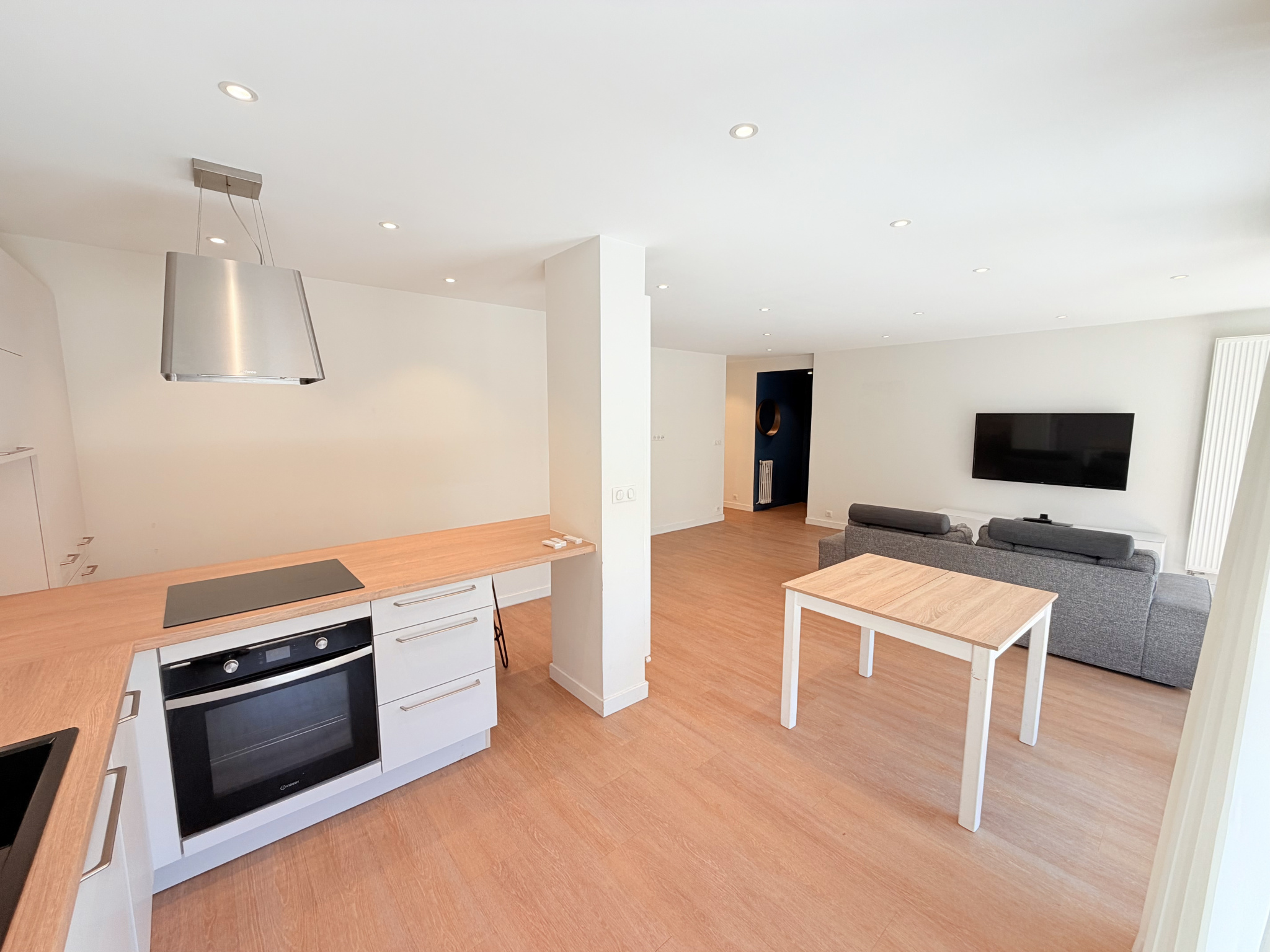 (73) SAINT-JEAN-DE-MAURIENNE - T4 rénové en 2020 - Grande terrasse - Garage - Place privée #6