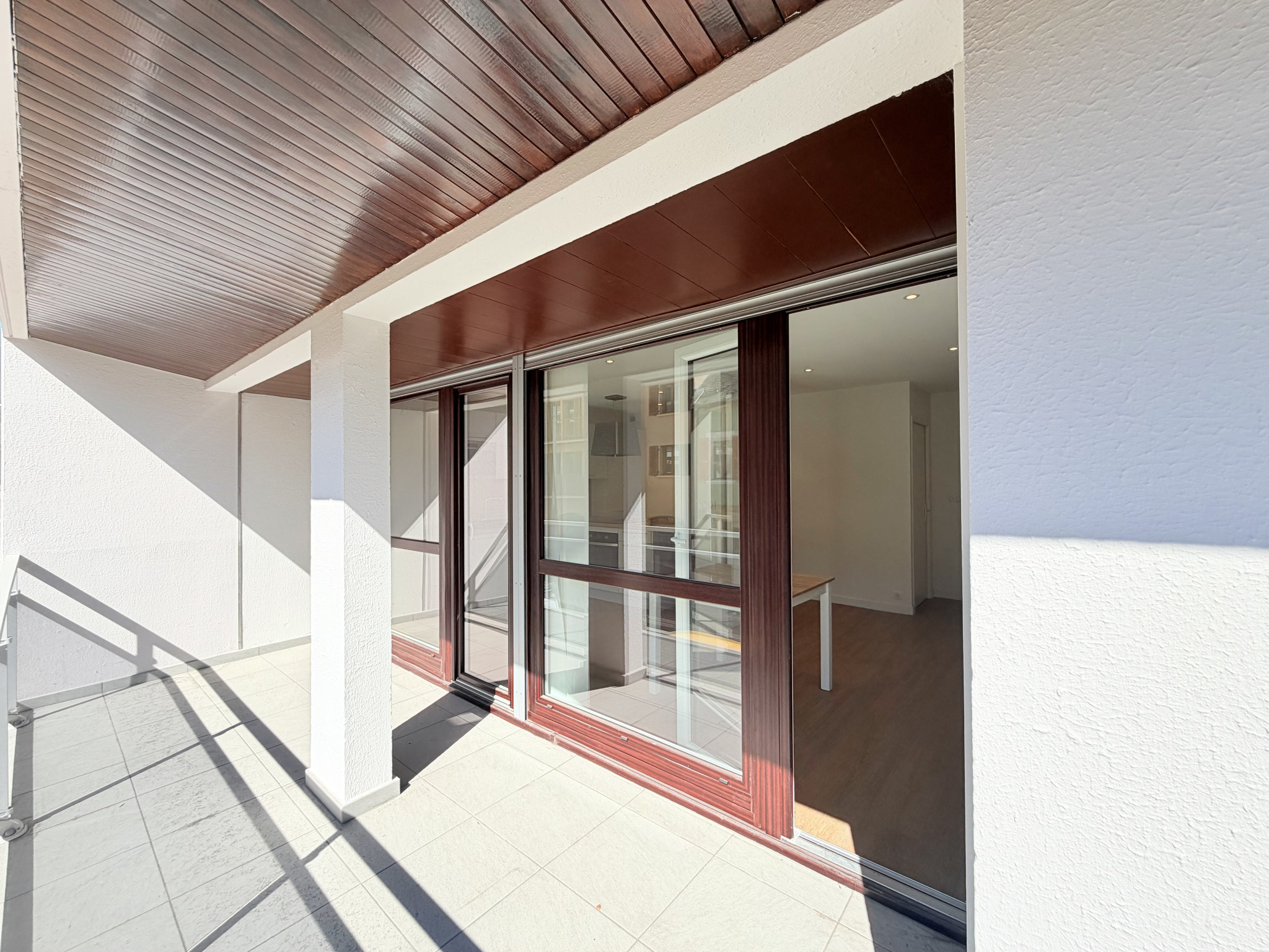 (73) SAINT-JEAN-DE-MAURIENNE - T4 rénové en 2020 - Grande terrasse - Garage - Place privée #11