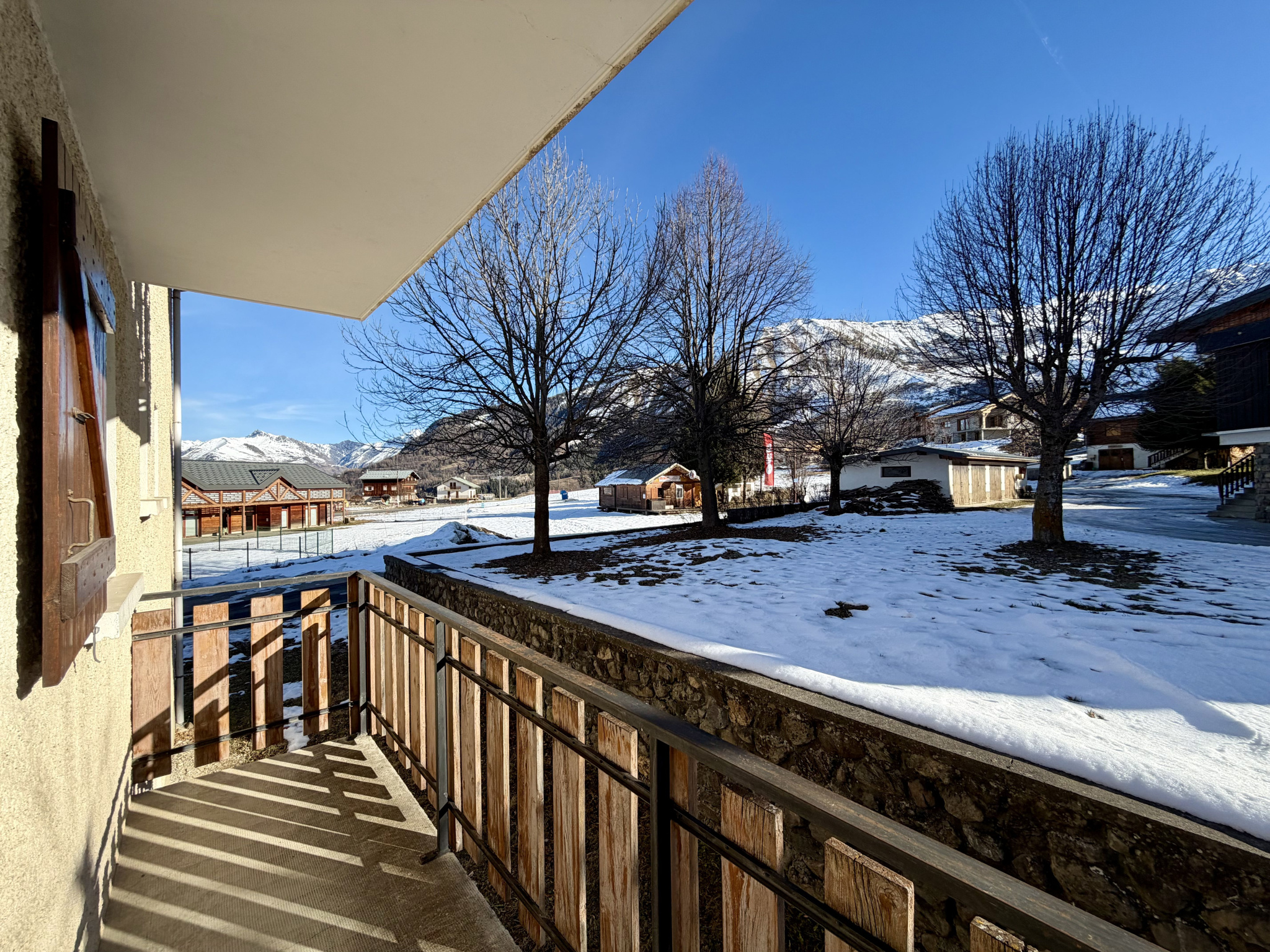 (73) ALBIEZ-MONTROND - T3 43m2 - Balcon 9m2 - Centre village - Petite copropriété #8