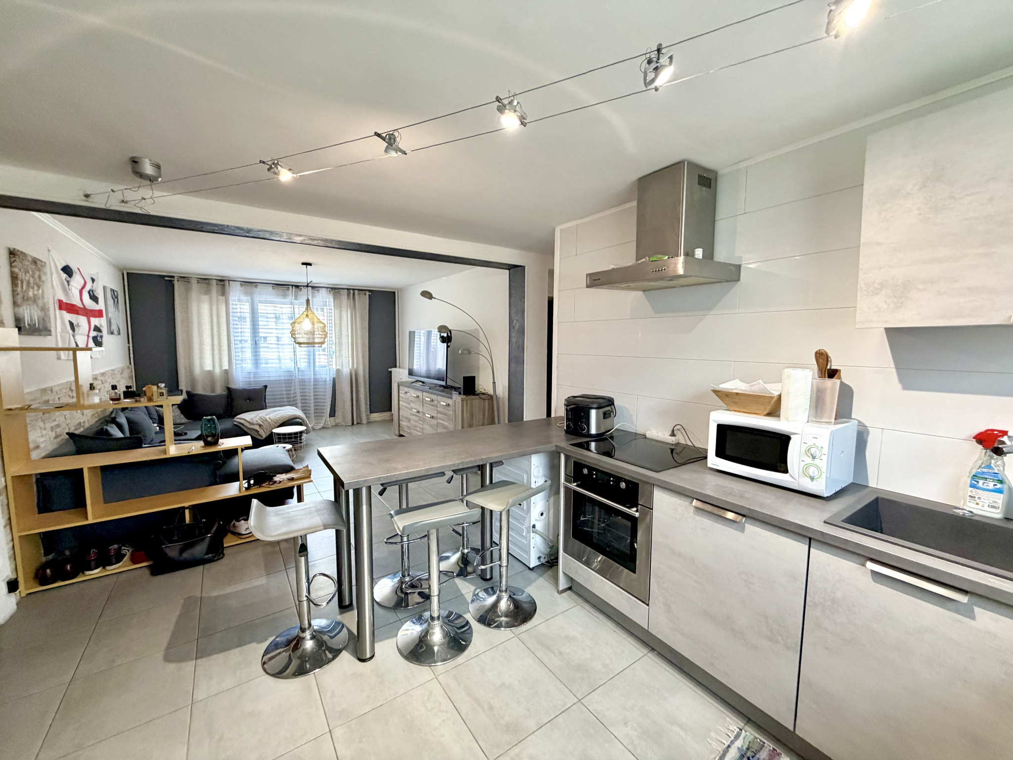 (73) SAINT-JEAN DE MAURIENNE - Sublime appartement T3 - Secteur Clapeys - Parking & Cave #9