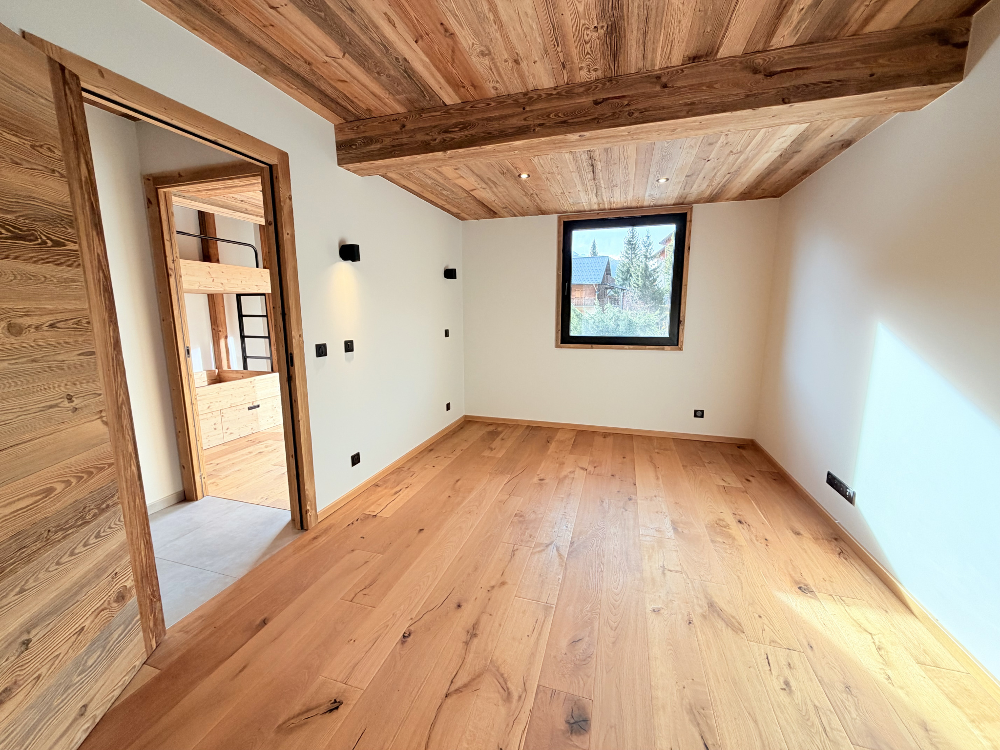 (73) SAINT-SORLIN-D'ARVES - Appartement NEUF - T4  - Hyper centre - Balcon - casier à ski chauffé & Garage #5