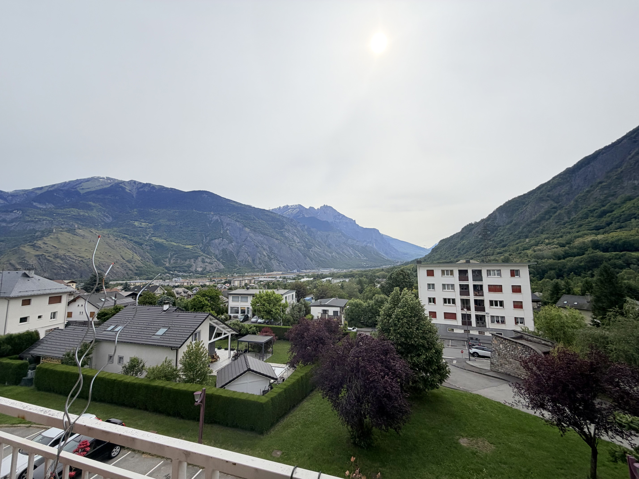 (73) Saint-Jean-de-Maurienne - Appartement T3 lumineux - Vue montagnes - 2 chambres - Garage et Cave - Balcon #5