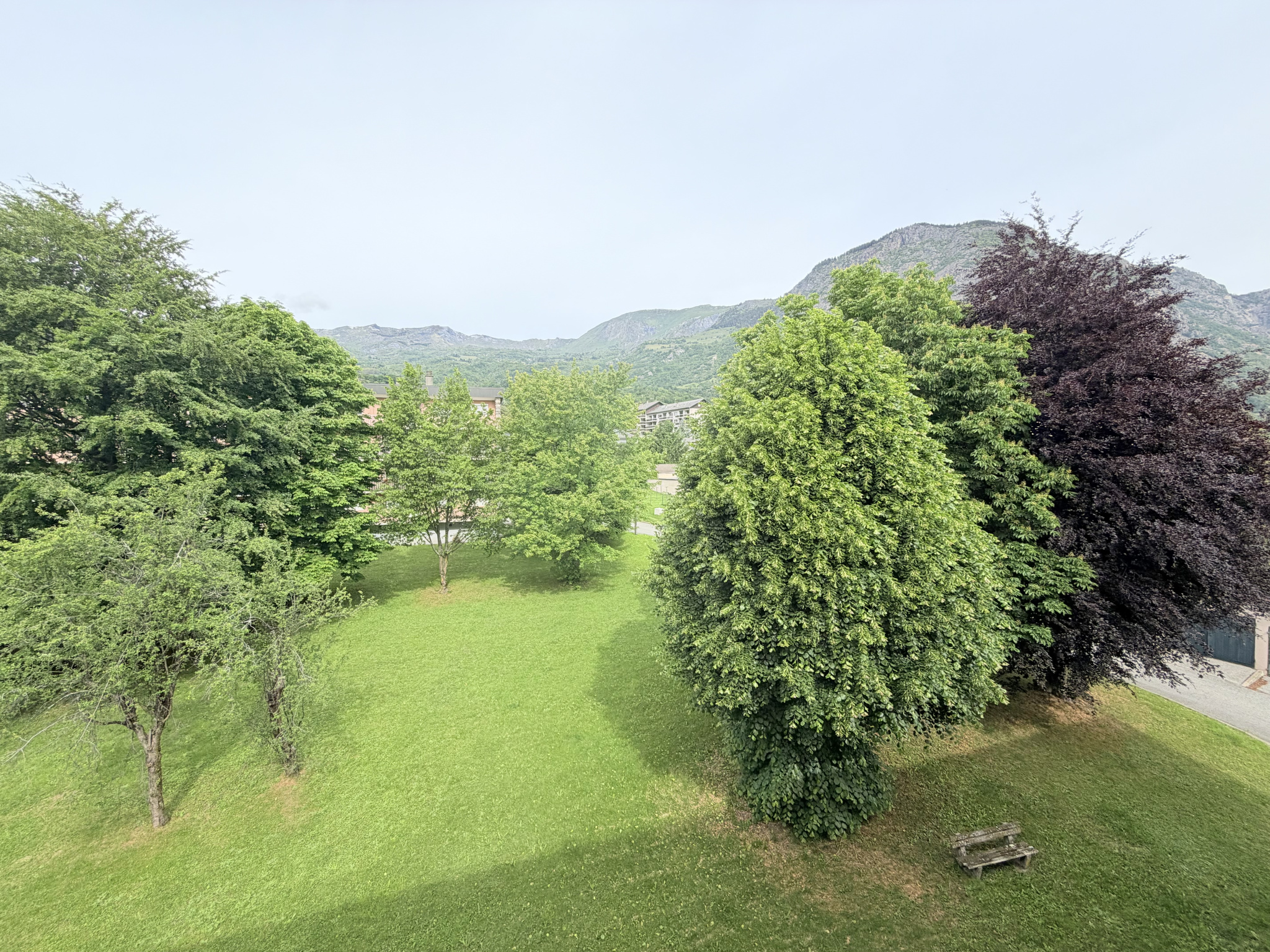 (73) Saint-Jean-de-Maurienne - Appartement T3 lumineux - Vue montagnes - 2 chambres - Garage et Cave - Balcon #2