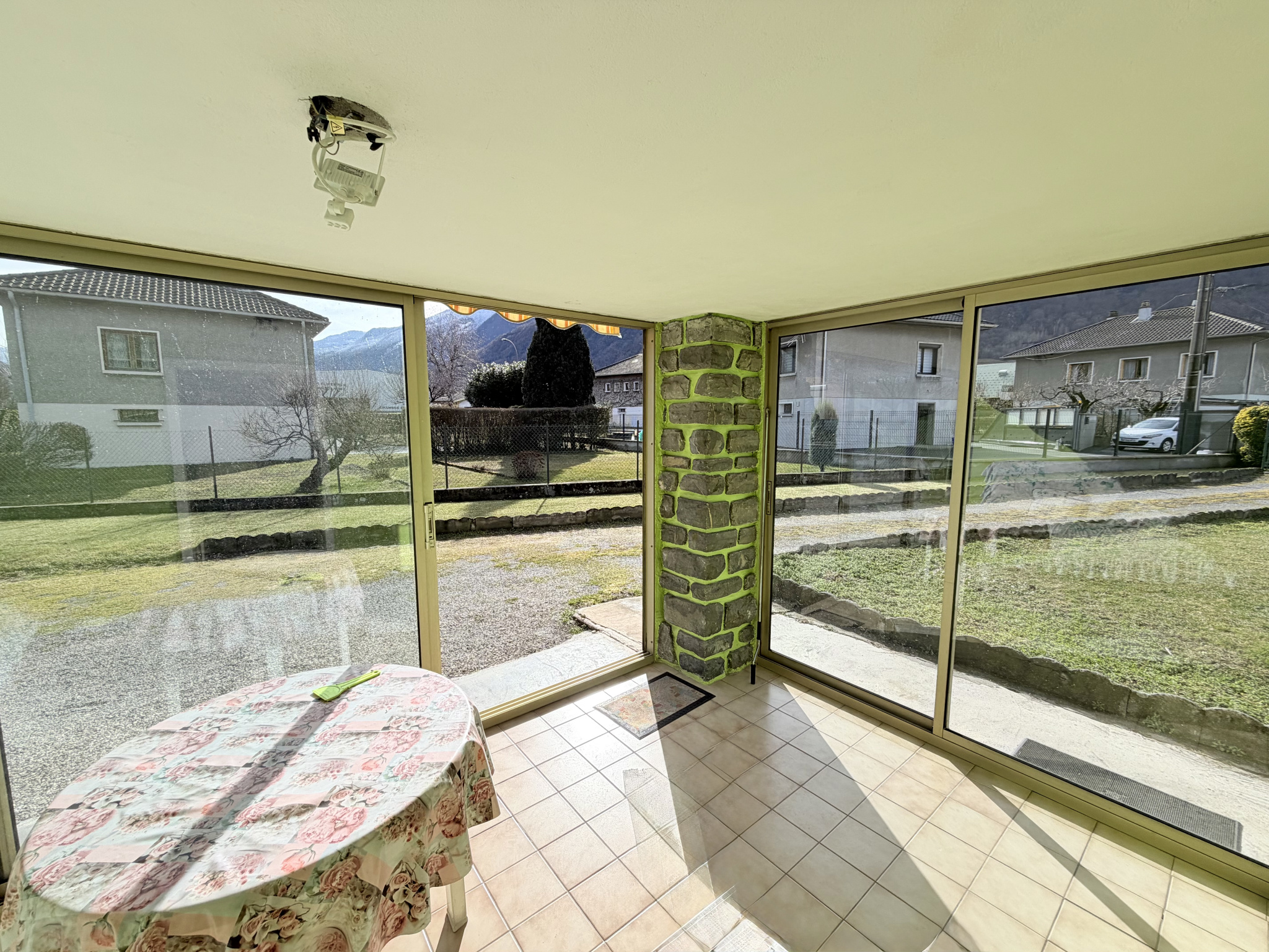 (73) SAINT-JEAN DE MAURIENNE - Maison fort potentiel - Emplacement stratégique #9