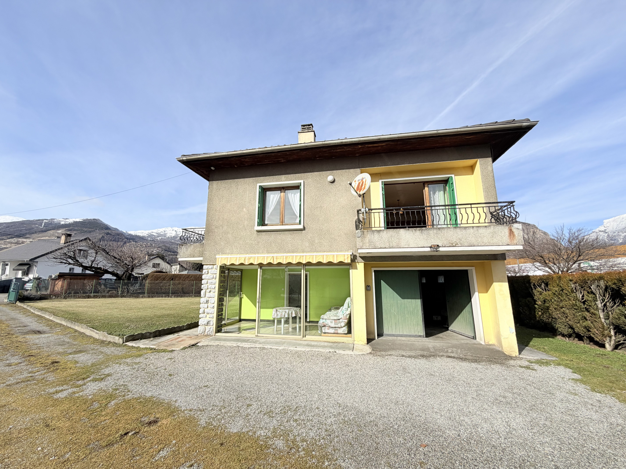 (73) SAINT-JEAN DE MAURIENNE - Maison fort potentiel - Emplacement stratégique #17